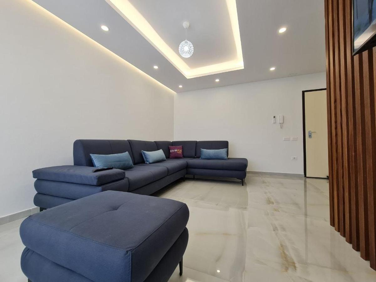 Alvi Apartment Golem  Bagian luar foto
