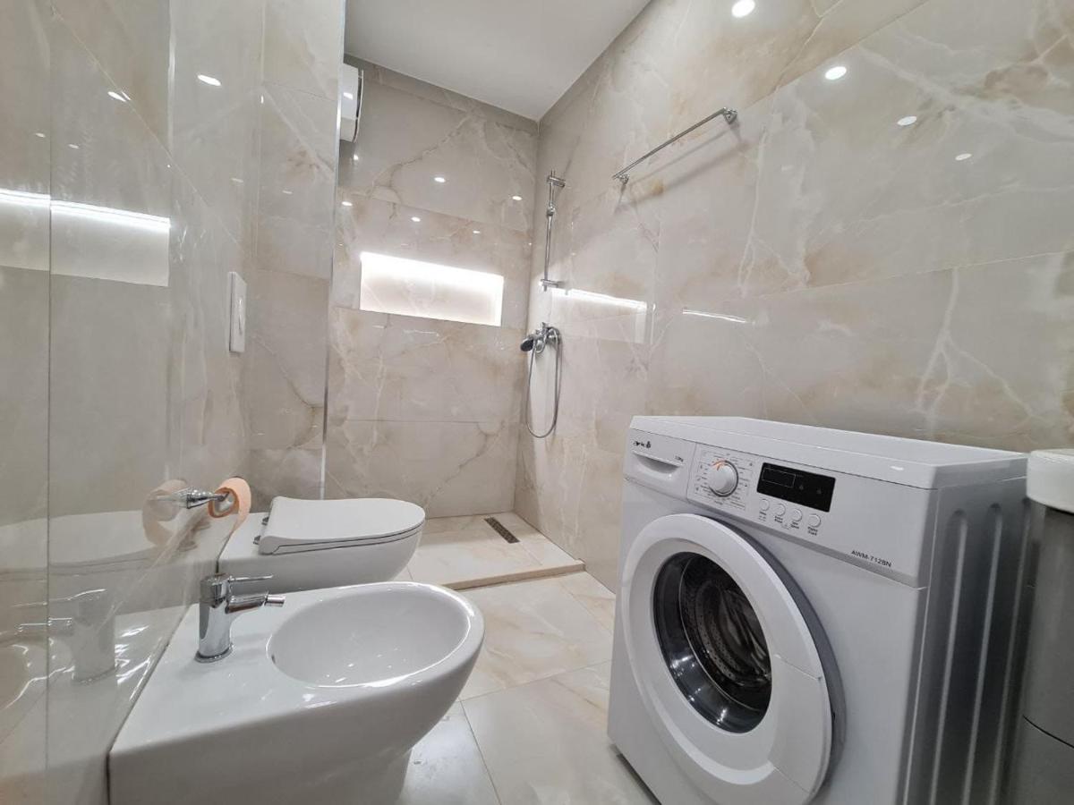 Alvi Apartment Golem  Bagian luar foto
